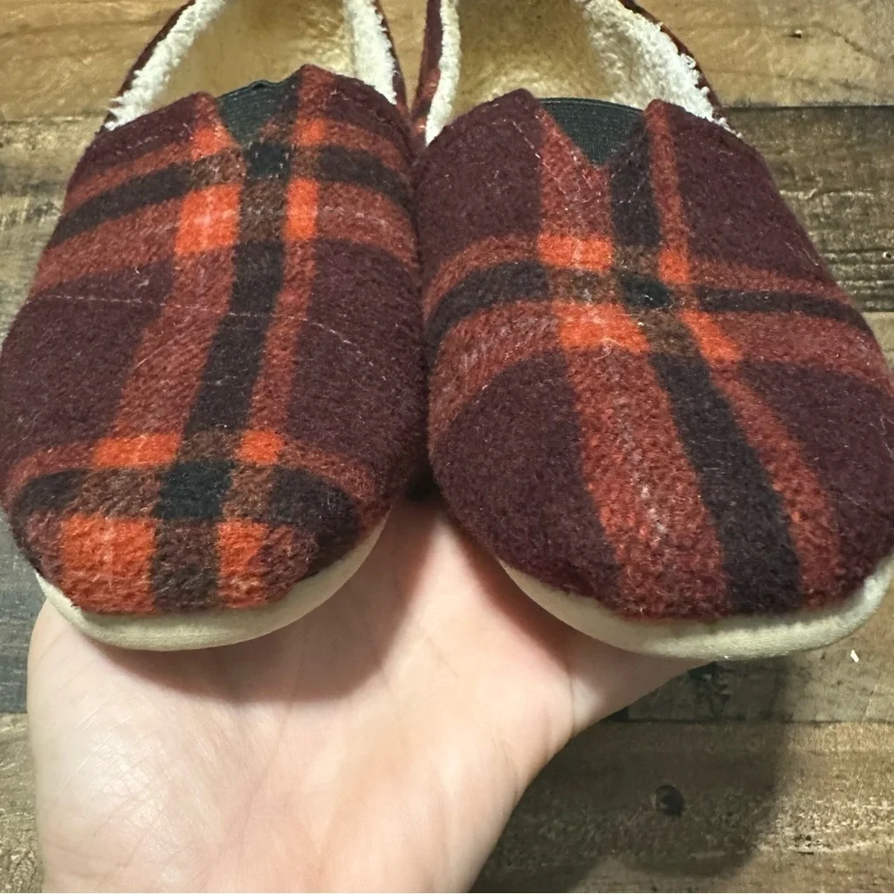 Toms Redondo Plaid Slip On Flats